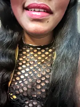 Snapshot of Lovely_Payal chatting on November 13, 2025, 11:36 pm Lovely Payal online show from November 13, 2025, 11:36 pm