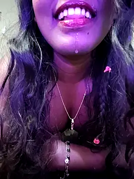 Snapshot of Lovely_Payal chatting on December 15, 2025, 12:09 pm Lovely Payal online show from December 15, 2025, 12:09 pm