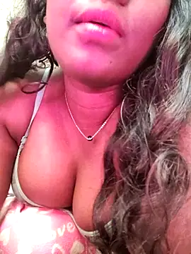 Snapshot of Lovely_Payal chatting on February 2, 2026, 3:22 pm Lovely Payal online show from February 2, 2026, 3:22 pm