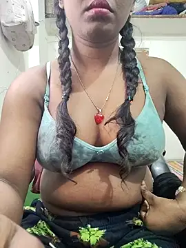 Snapshot of Lovely_Payal chatting on March 2, 2026, 4:47 am Lovely Payal online show from March 2, 2026, 4:47 am