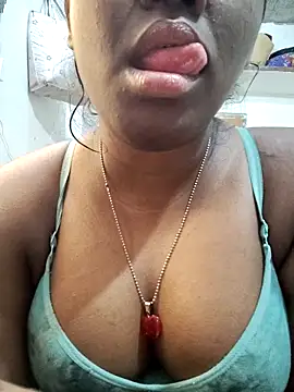 Snapshot of Lovely_Payal chatting on March 9, 2026, 6:45 pm Lovely Payal online show from March 9, 2026, 6:45 pm