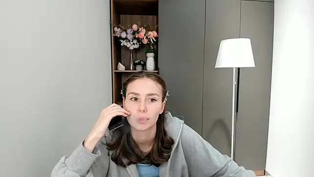 MonetLeitman online show from October 12, 2025, 2:10 am