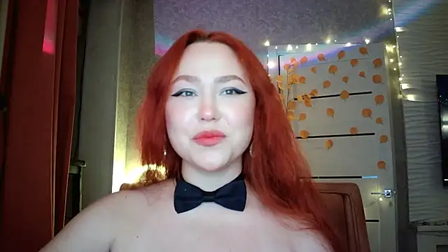 Snapshot of LolaMint_ chatting on October 27, 2025, 12:42 pm LolaMint  online show from October 27, 2025, 12:42 pm