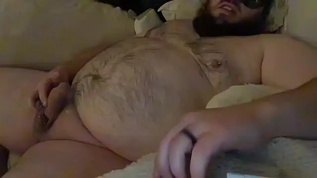 Chubbyfreak37 online show from October 15, 2025, 2:33 am