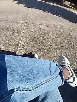 S-meerass online show from April 23, 2026, 8:24 am