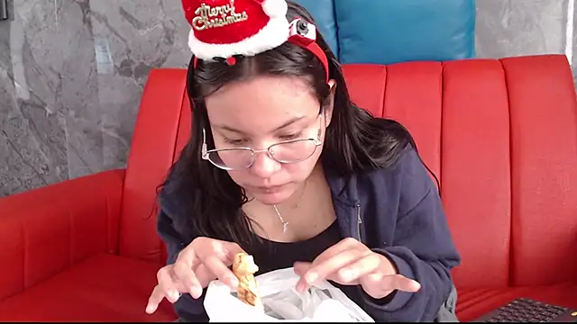 Snapshot of _kita chatting on December 4, 2025, 4:48 pm kita online show from December 4, 2025, 4:48 pm