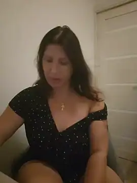Snapshot of Ambika_beauty chatting on July 6, 2026, 8:11 pm Ambika beauty online show from July 6, 2026, 8:11 pm