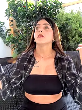 ElectraPink  online show from November 11, 2025, 12:49 pm