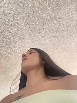 ElectraPink  online show from February 26, 2026, 1:43 pm