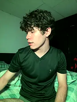 Im Camii online show from November 16, 2025, 6:02 pm