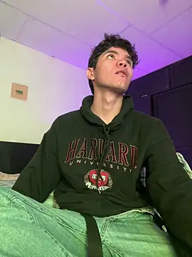 Im Camii online show from February 6, 2026, 4:54 pm