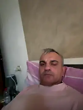 Snapshot of coppia8596 chatting on October 27, 2025, 2:10 pm coppia8596 online show from October 27, 2025, 2:10 pm