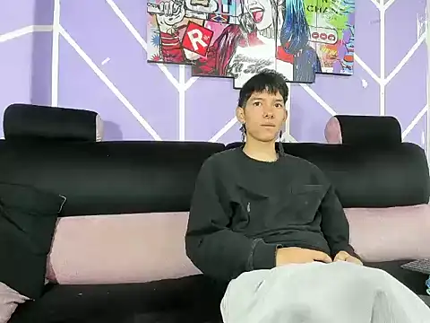 heyy noah11 online show from April 10, 2026, 1:38 pm