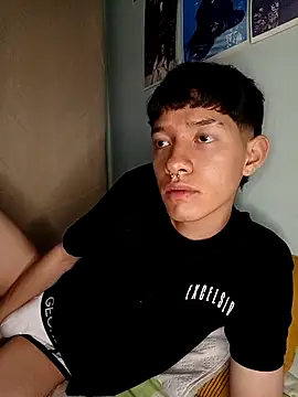 heyy noah11 online show from April 15, 2026, 1:45 am