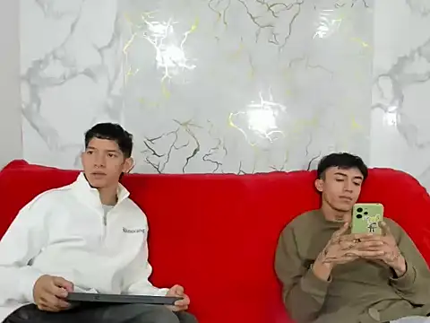 heyy noah11 online show from June 30, 2026, 1:12 pm