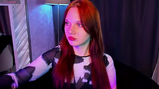 MargoViento online show from November 7, 2025, 9:15 pm