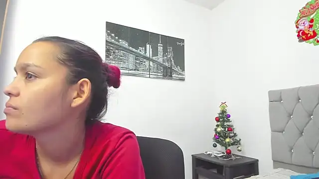 Sofi And Santy online show from January 6, 2026, 12:47 am