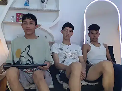 PYCS BOYS online show from October 12, 2025, 7:13 pm