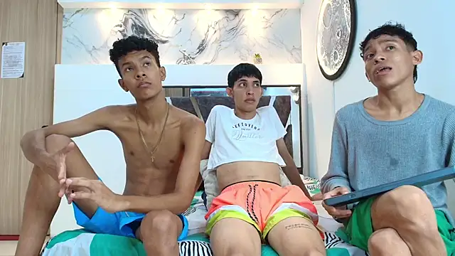 PYCS BOYS online show from October 22, 2025, 7:24 pm