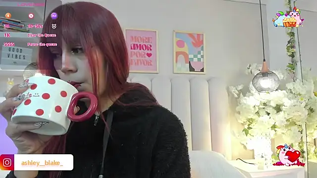 Isabella  gonzalez  online show from December 19, 2025, 3:35 am