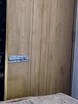 Tanha18 online show from January 16, 2026, 2:54 pm