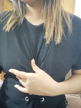 Tanha18 online show from February 15, 2026, 12:40 am