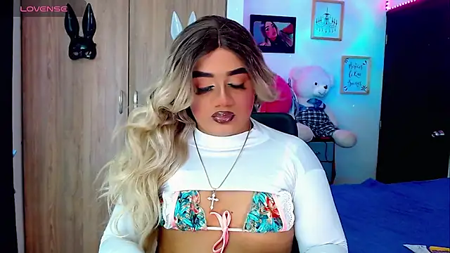 Sofiabigcock22 online show from November 12, 2025, 11:21 am