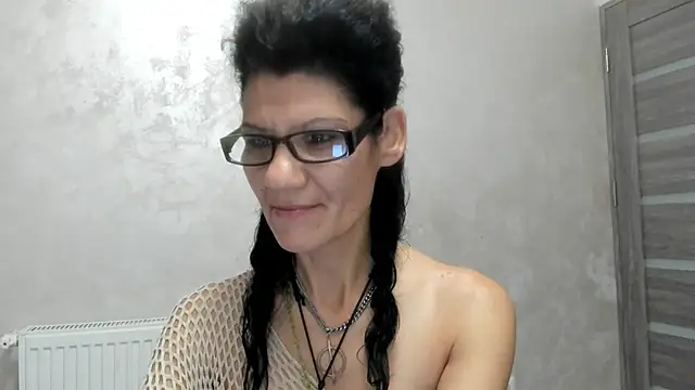 SweetSin40 online show from November 24, 2025, 7:57 pm