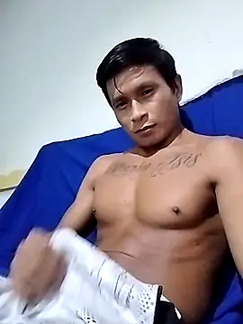 Moreno-Charmoso 30 online show from March 5, 2026, 3:02 am