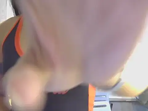 kettie  online show from January 17, 2026, 2:44 pm