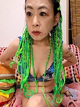 Snapshot of jyuse000ryuse chatting on July 6, 2026, 3:03 pm jyuse000ryuse online show from July 6, 2026, 3:03 pm