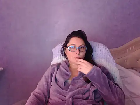 LuckyLisa23 online show from February 8, 2026, 4:10 pm