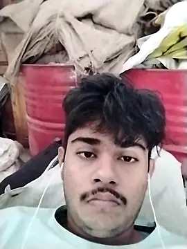 Snapshot of senju_somasu chatting on October 13, 2025, 5:18 am senju somasu online show from October 13, 2025, 5:18 am