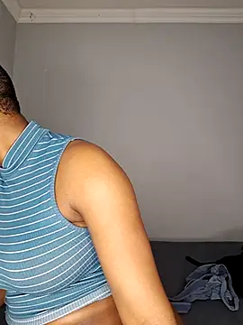 certifiedhottie2025 online show from July 21, 2026, 7:32 am