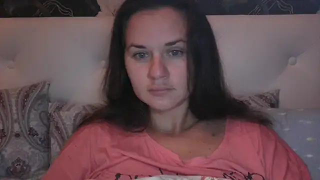 Snapshot of GiaaCaranggi chatting on October 17, 2025, 7:27 pm GiaaCaranggi online show from October 17, 2025, 7:27 pm