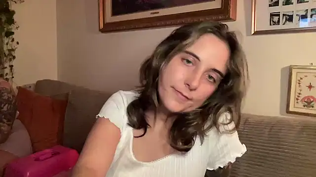 lill daddysgirl online show from March 4, 2026, 3:45 am