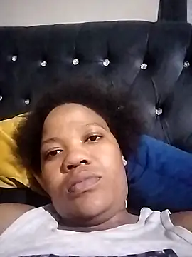 CaramelBoootie online show from November 15, 2025, 5:53 pm