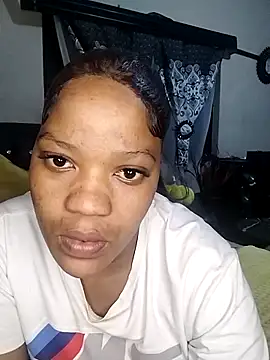 CaramelBoootie online show from December 3, 2025, 5:33 pm