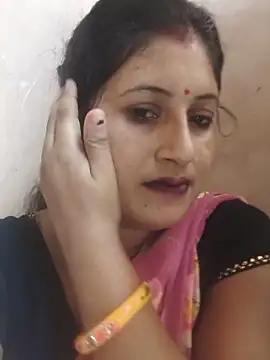 Snapshot of Rayal_bhabi chatting on May 27, 2026, 1:57 am Rayal bhabi online show from May 27, 2026, 1:57 am