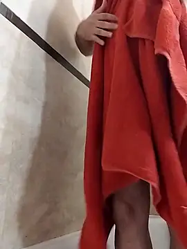 Snapshot of tennudist chatting on November 17, 2025, 12:44 pm tennudist online show from November 17, 2025, 12:44 pm