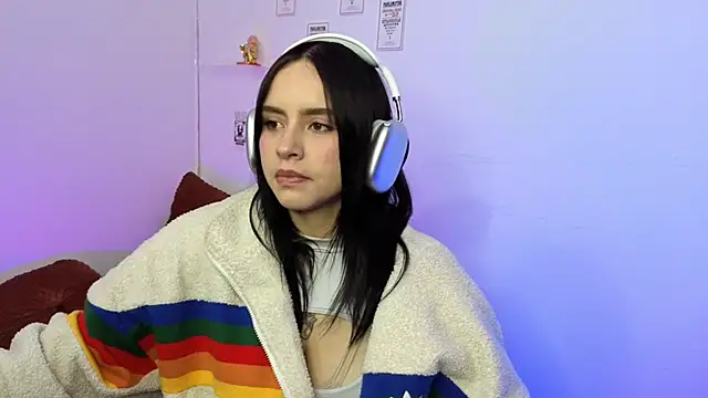 Emily Lindey online show from February 7, 2026, 2:26 am