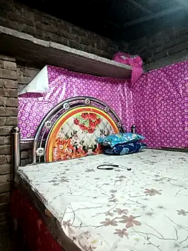 JYRR25 online show from April 12, 2026, 3:50 pm