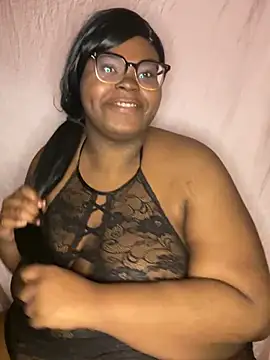 TheChubbySiren online show from May 17, 2026, 2:09 am