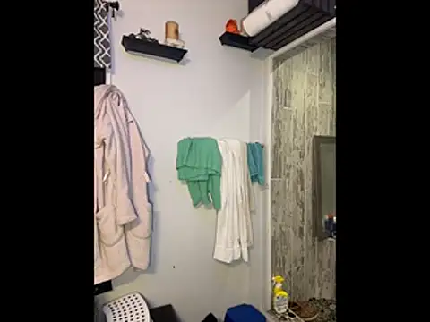 Snapshot of queenkelly1234 chatting on November 21, 2025, 11:14 pm queenkelly1234 online show from November 21, 2025, 11:14 pm