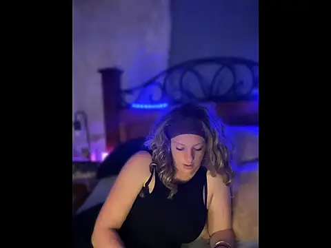 queenkelly1234 online show from April 8, 2026, 7:19 am