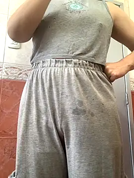 La-Gatiita-trans online show from November 10, 2025, 2:16 pm