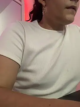 La-Gatiita-trans online show from April 2, 2026, 2:42 am