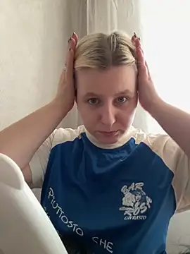 BonnyeBoom online show from February 12, 2026, 10:43 am