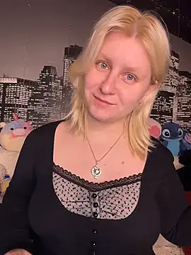 BonnyeBoom online show from March 4, 2026, 4:24 pm