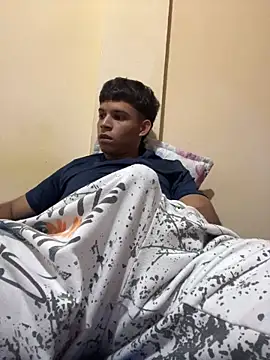 Snapshot of Michael_black01 chatting on January 17, 2026, 3:22 am Michael black01 online show from January 17, 2026, 3:22 am